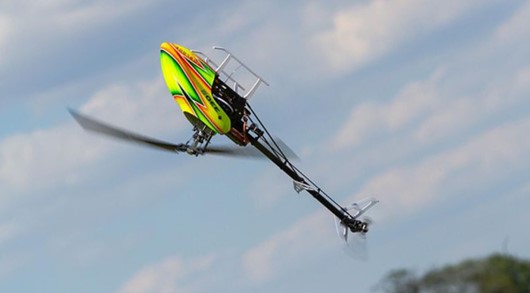 Blade 330S Flying Inverted