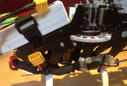 Trio 360 CFX LiPo XT60 Connectors & CG Adjustment Trio 360 CFX LiPo XT60 Connectors & CG Adjustment